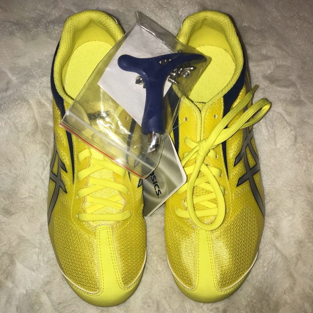 Track spikes